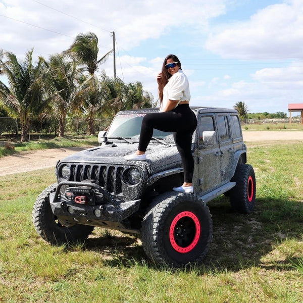 Rider on a Jeep wearing Trailvision Drifter