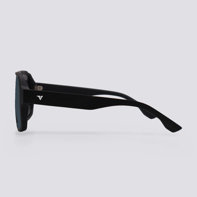 Highland polarized sunglasses, Matte Black frame, Smoke lens, side view