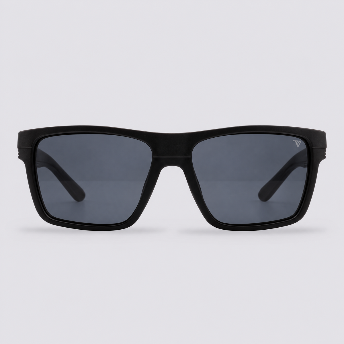 Ranger Matte Black / Polarized Smoke – front view