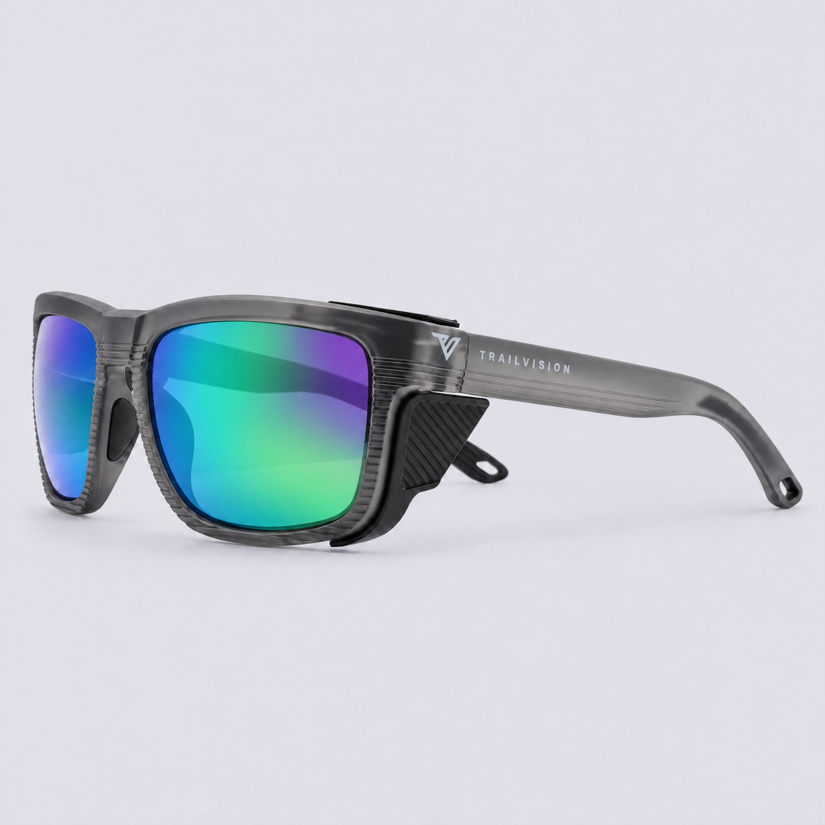 Ridgeline XL Matte Crystal Dark Grey / Polarized Green – angle view