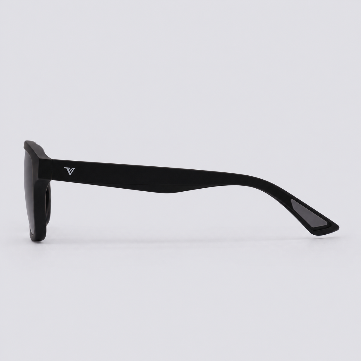 Trailvision Trailhead sunglasses, Matte Black frame with polarized Smoke lenses, side view