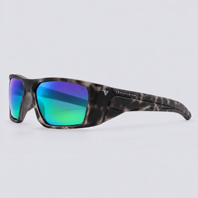 Vanguard 2.0 polarized sunglasses, Matte Grey Tortoise frame, Green mirror lenses – angle view